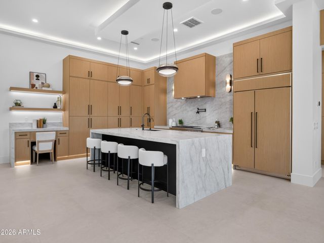8214 E Hazelwood Street, Scottsdale, AZ 85251