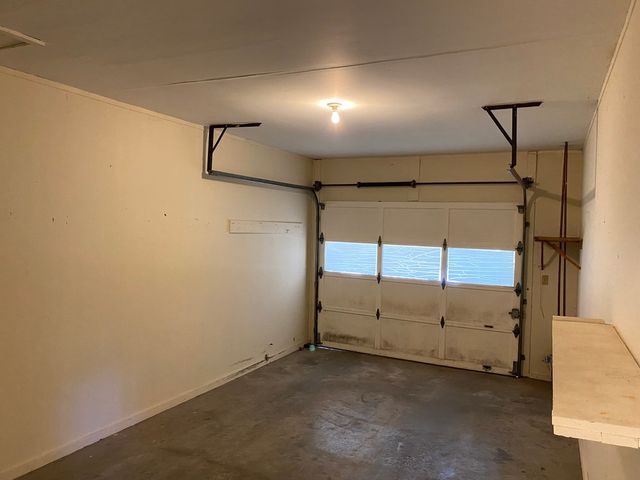 1003 E McHenry Street, Urbana, IL 61801