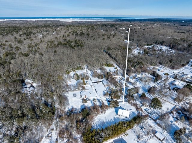 80 Branch Ter, Barnstable, MA 02648