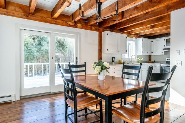 80 Branch Ter, Barnstable, MA 02648