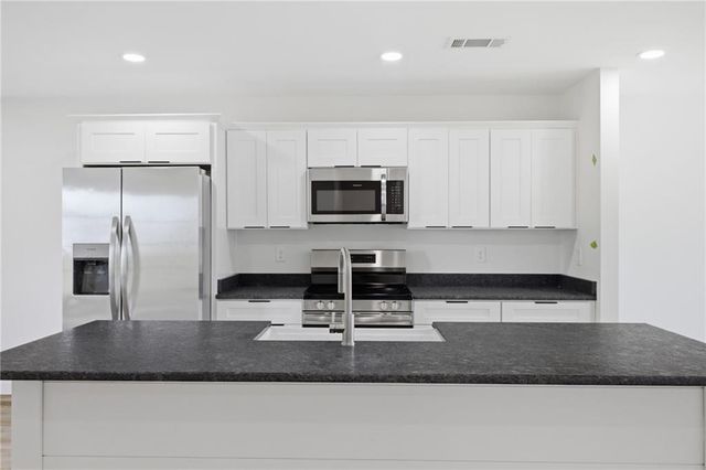 305 Legacy Lane, Calhoun, GA 30701