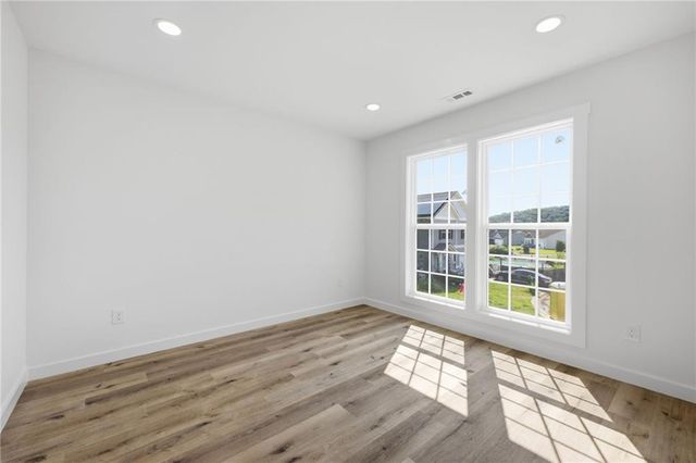 305 Legacy Lane, Calhoun, GA 30701