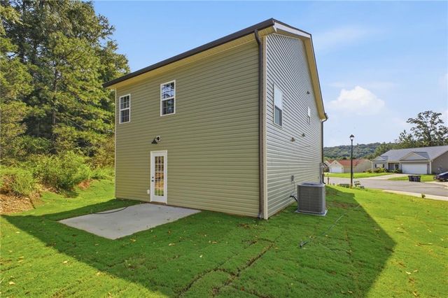 305 Legacy Lane, Calhoun, GA 30701
