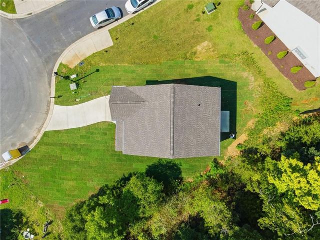 305 Legacy Lane, Calhoun, GA 30701