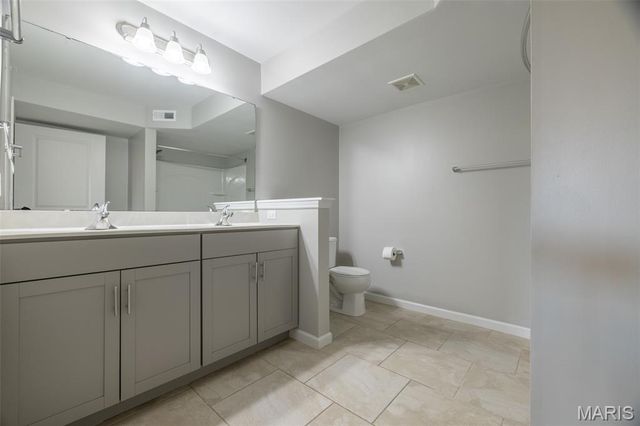 723 Bordeaux Way, St Peters, MO 63376