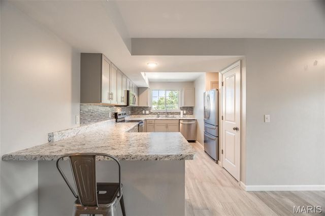 723 Bordeaux Way, St Peters, MO 63376