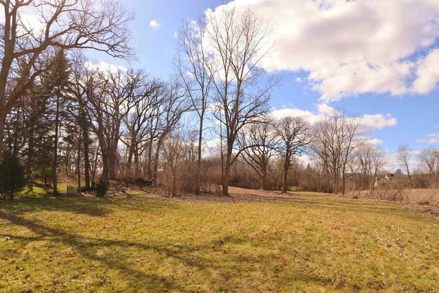 840 Arbor Avenue, West Chicago, IL 60185