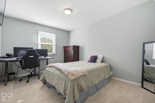 36 Lansdowne Lane, Carmel, IN 46033