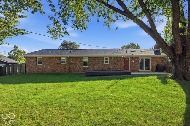 36 Lansdowne Lane, Carmel, IN 46033