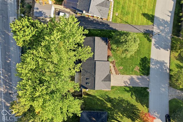 36 Lansdowne Lane, Carmel, IN 46033