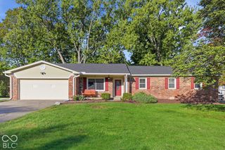 36 Lansdowne Lane, Carmel, IN 46033