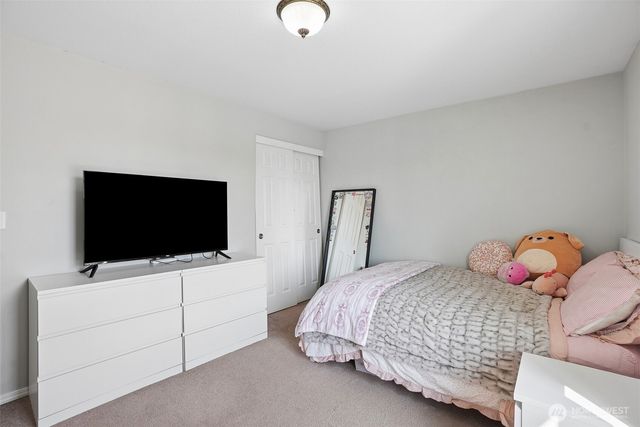 1601 E 4th Way, La Center, WA 98629