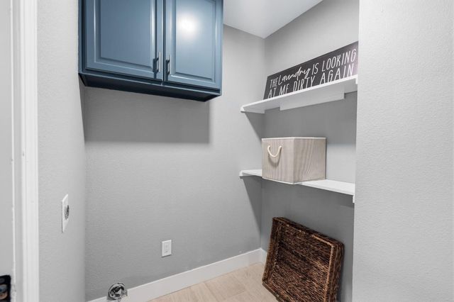 9429 Erwin Ave, Orangevale, CA 95662