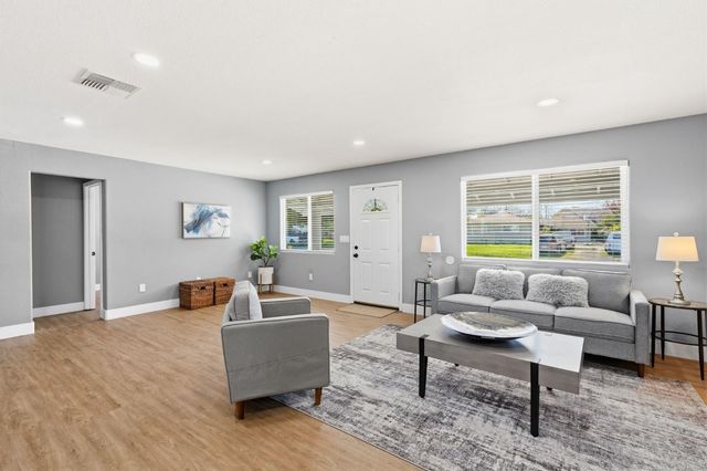 9429 Erwin Ave, Orangevale, CA 95662