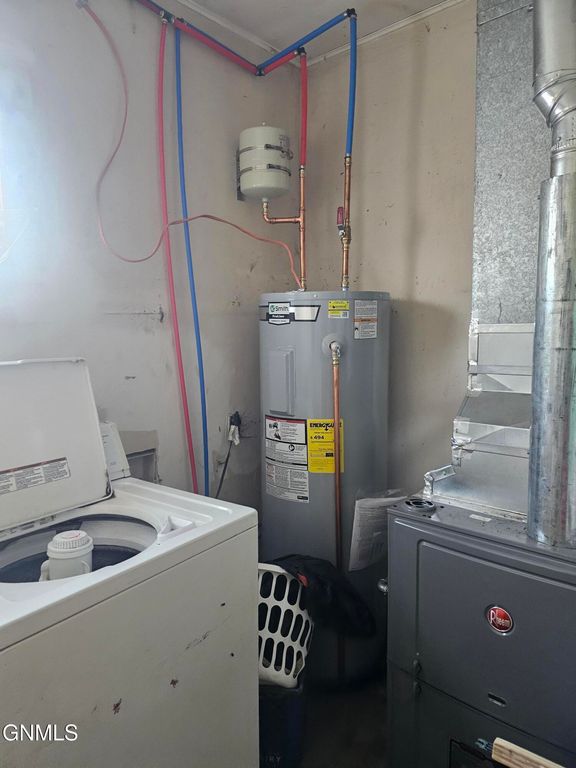 206 Parker Street, Alamo, ND 58830 photo 3