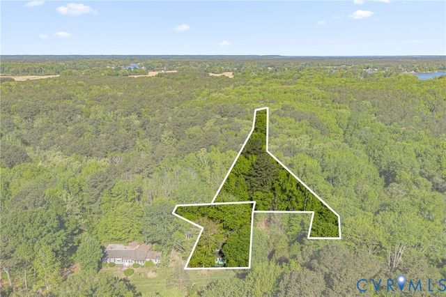 2097 Coles Point Rd, Coles Point, VA 22469