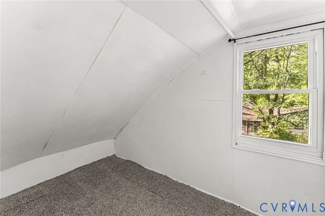 2097 Coles Point Rd, Coles Point, VA 22469