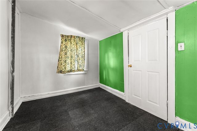 2097 Coles Point Rd, Coles Point, VA 22469