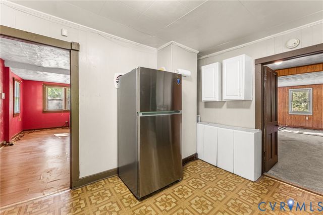 2097 Coles Point Rd, Coles Point, VA 22469