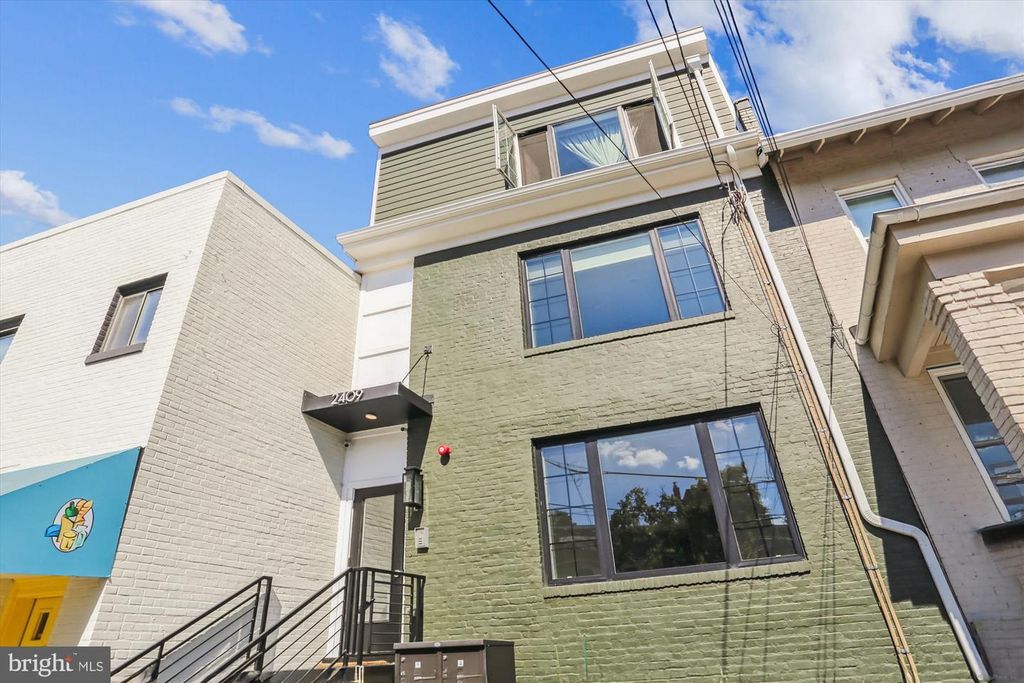 2409 37TH ST NW #2, Washington, DC 20007