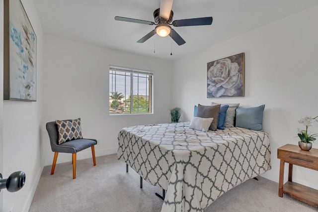 1994 Pasado Ave, Manteca, CA 95336