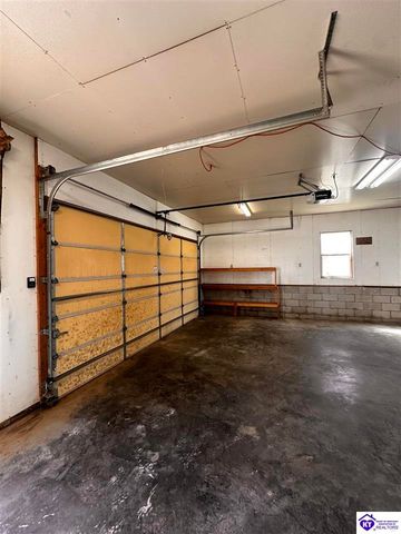 114 Logan Avenue, Elizabethtown, KY 42701