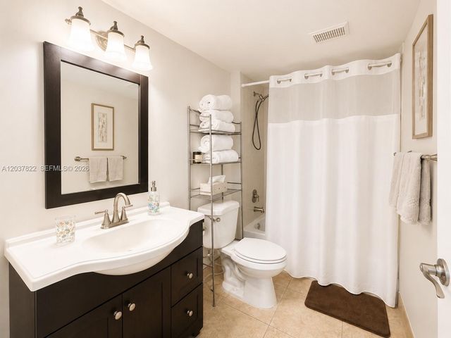 13701 SW 12th St 103A, Pembroke Pines, FL 33027