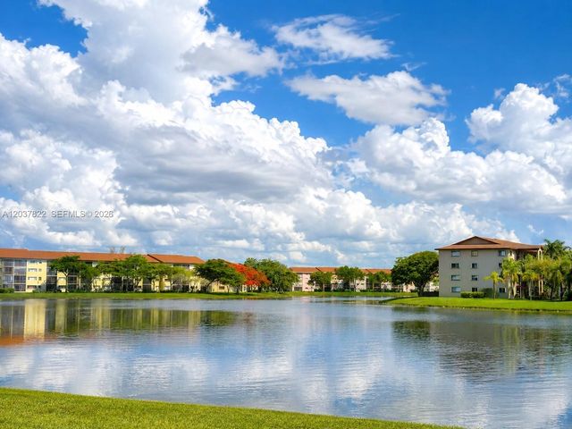 13701 SW 12th St 103A, Pembroke Pines, FL 33027