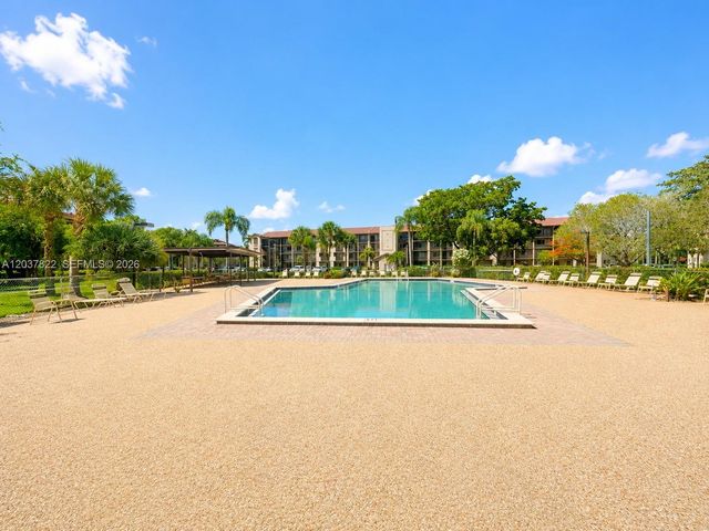 13701 SW 12th St 103A, Pembroke Pines, FL 33027