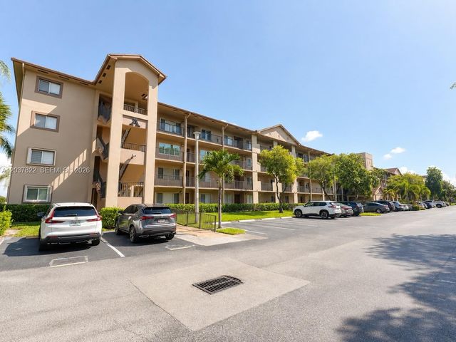 13701 SW 12th St 103A, Pembroke Pines, FL 33027