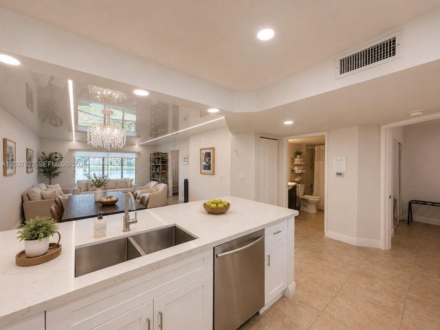 13701 SW 12th St 103A, Pembroke Pines, FL 33027