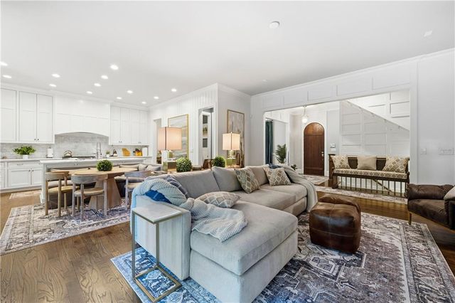 1295 Cumberland NE Road, Atlanta, GA 30306