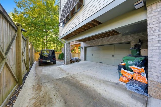 1295 Cumberland NE Road, Atlanta, GA 30306