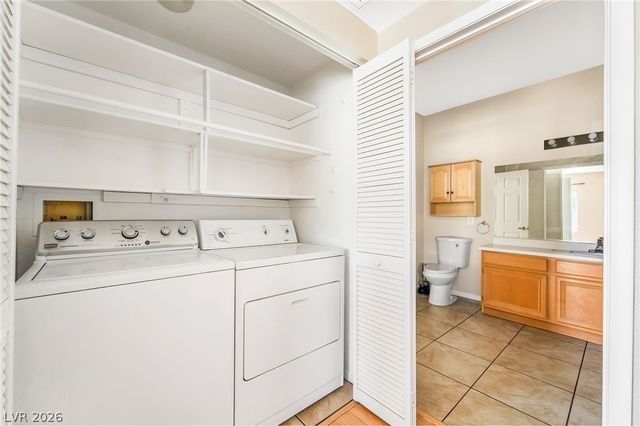 10245 South Maryland Parkway 132, Las Vegas, NV 89183