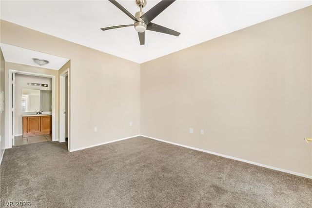 10245 South Maryland Parkway 132, Las Vegas, NV 89183
