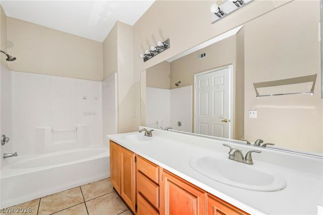 10245 South Maryland Parkway 132, Las Vegas, NV 89183