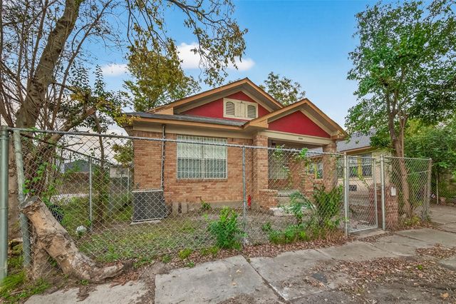 6807 Avenue E, Houston, TX 77011