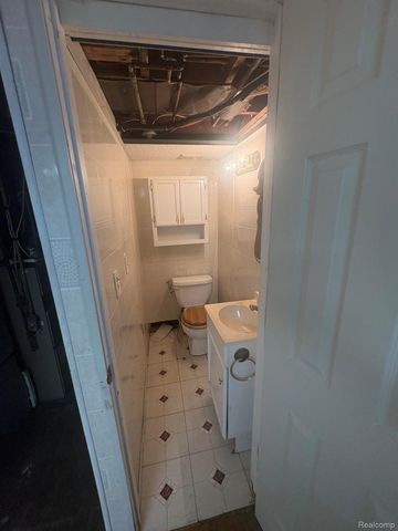 6459 Lathers Street, Garden City, MI 48135