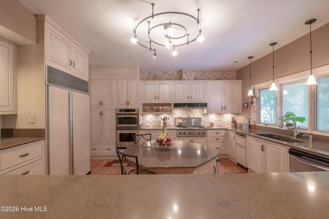 1015 Cardinal Drive NW, Wilson, NC 27896