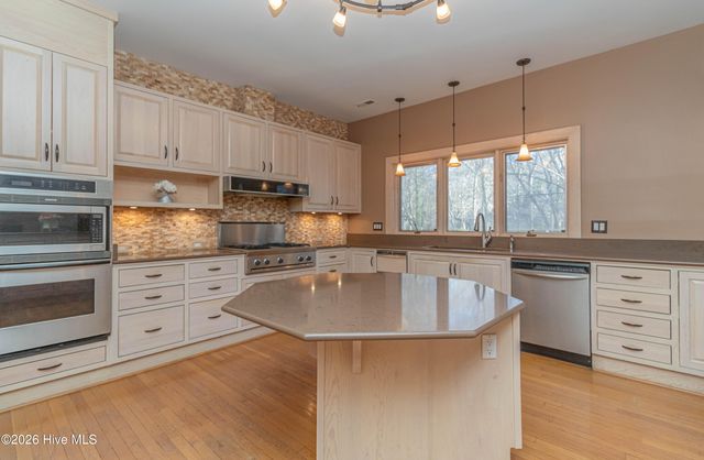 1015 Cardinal Drive NW, Wilson, NC 27896