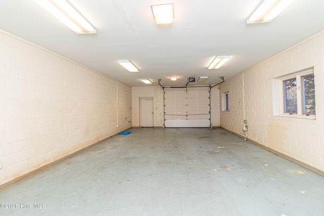 1015 Cardinal Drive NW, Wilson, NC 27896