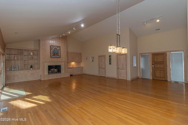 1015 Cardinal Drive NW, Wilson, NC 27896