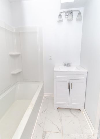 1101 N Main Street, Salisbury, NC 28144