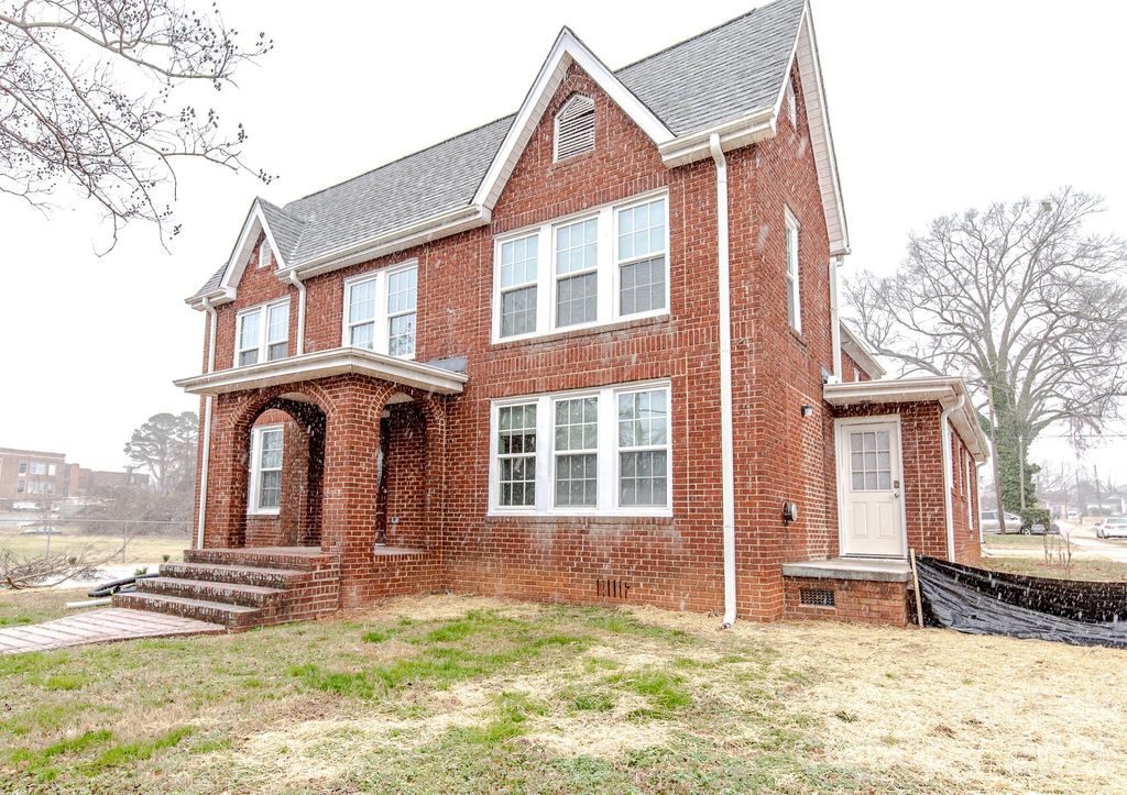 1101 N Main Street, Salisbury, NC 28144