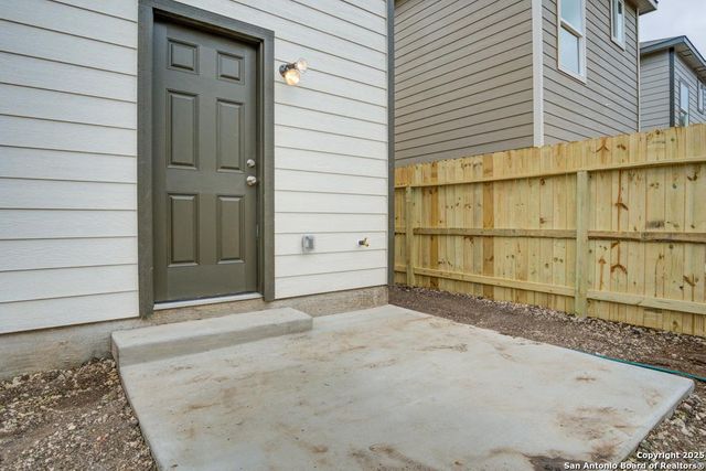 119 Lawton St, San Antonio, TX 78237