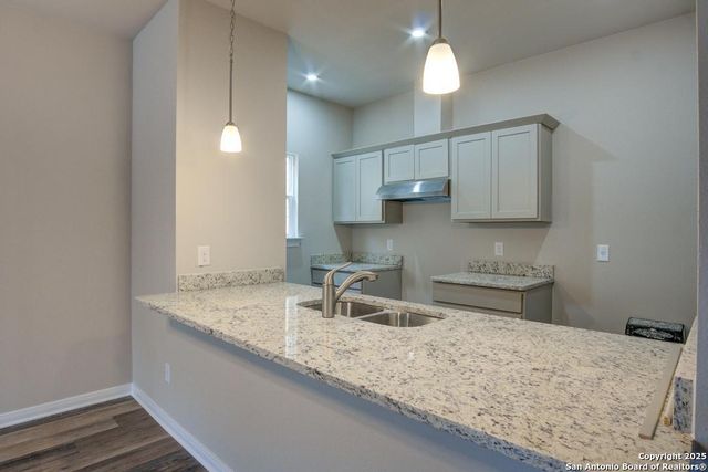 119 Lawton St, San Antonio, TX 78237