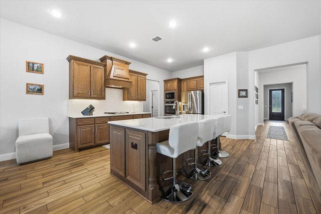 1109 Wrenwood Drive, Justin, TX 76247