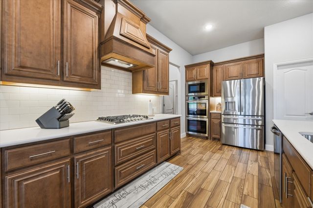 1109 Wrenwood Drive, Justin, TX 76247