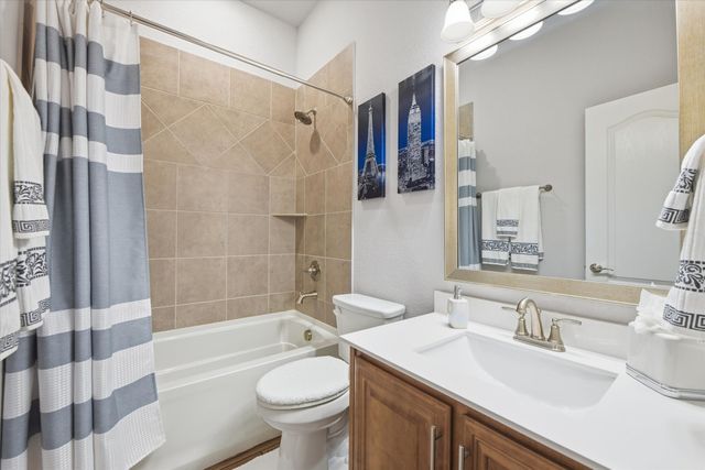 1109 Wrenwood Drive, Justin, TX 76247