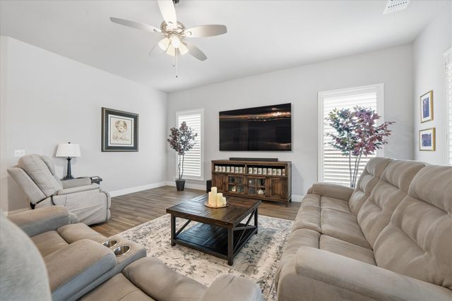 1109 Wrenwood Drive, Justin, TX 76247